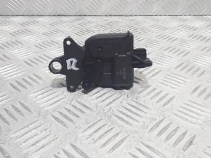 Used Heater valve motor Volkswagen Lupo (6X1) 1.0 MPi 50 Price € 15,00 Margin scheme offered by Automaterialen Ronald Morien B.V.
