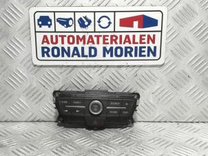 Usagé Panneau commande radio Ford Focus Prix € 33,00 Règlement à la marge proposé par Automaterialen Ronald Morien B.V.