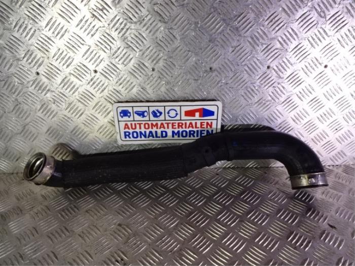 Gebrauchte Intercooler Rohr Volkswagen Touareg (7LA/7L6) 5.0 TDI V10 Preis € 35,00 Margenregelung angeboten von Automaterialen Ronald Morien B.V.