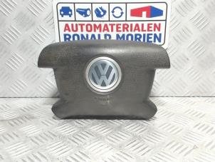 Usados Airbag izquierda (volante) Volkswagen Transporter T5 1.9 TDi Precio € 62,00 Norma de margen ofrecido por Automaterialen Ronald Morien B.V.
