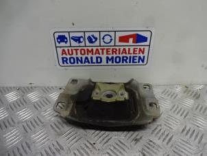 Used Engine mount Ford C-Max Price € 25,00 Margin scheme offered by Automaterialen Ronald Morien B.V.