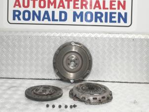 Usados Juego de platos de (completo) Ford C-Max (DXA) 1.6 Ti-VCT 16V Precio € 144,65 Norma de margen ofrecido por Automaterialen Ronald Morien B.V.