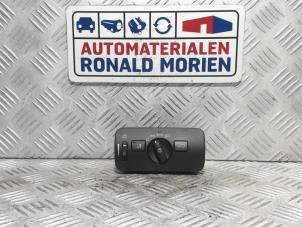 Usados Interruptor de luz Volvo V40 (MV) Precio € 19,00 Norma de margen ofrecido por Automaterialen Ronald Morien B.V.