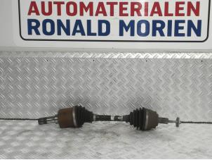 Usagé Arbre de transmission avant gauche Volvo V40 (MV) Prix € 100,00 Règlement à la marge proposé par Automaterialen Ronald Morien B.V.