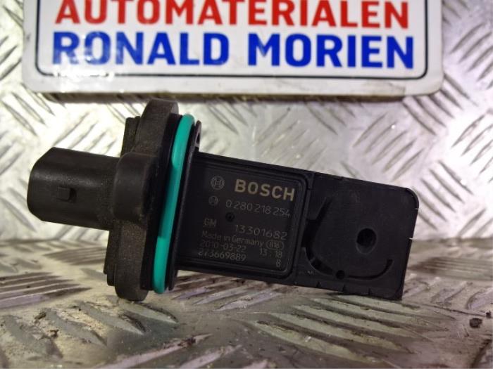 Gebrauchte Luftmassenmesser Opel Astra J (PC6/PD6/PE6/PF6) 1.6 16V Ecotec Preis € 12,40 Margenregelung angeboten von Automaterialen Ronald Morien B.V.