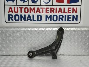 Usados Brazo portante izquierda delante Ford Fiesta Precio € 25,00 Norma de margen ofrecido por Automaterialen Ronald Morien B.V.