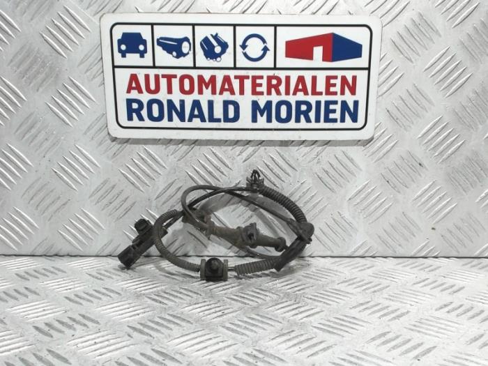 Begagnade ABS-sensor Opel Astra J (PC6/PD6/PE6/PF6) 1.4 16V ecoFLEX Pris € 8,25 Marginaltabell erbjuds av Automaterialen Ronald Morien B.V.