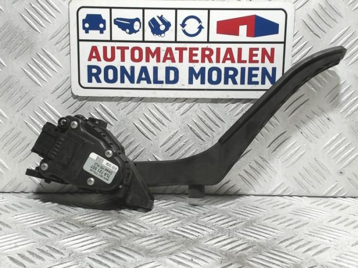 Begagnade Gaspedalsensor Volkswagen Touareg (7LA/7L6) 2.5 TDI R5 Pris € 9,99 Marginaltabell erbjuds av Automaterialen Ronald Morien B.V.