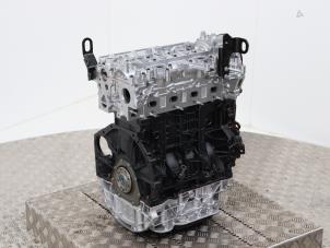 Revisado Motor Renault Master Precio € 3.690,50 IVA incluido ofrecido por Automaterialen Ronald Morien B.V.