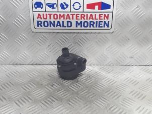 Used Additional water pump Mercedes E Estate (S212) E-250 CDI 16V BlueEfficiency Price € 45,00 Margin scheme offered by Automaterialen Ronald Morien B.V.