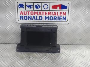 Używane Wyswietlacz jednostki multimedialnej Opel Astra H GTC (L08) 1.4 16V Twinport Cena € 62,00 Procedura marży oferowane przez Automaterialen Ronald Morien B.V.