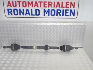 Usagé Arbre de transmission avant droit Toyota Avensis (T27) 1.8 16V VVT-i Prix € 149,00 Règlement à la marge proposé par Automaterialen Ronald Morien B.V.