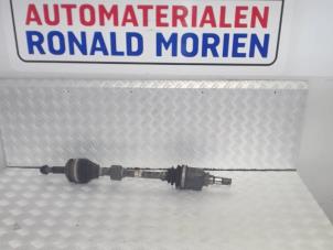 Usagé Arbre de transmission avant gauche Toyota Avensis (T27) 1.8 16V VVT-i Prix € 125,00 Règlement à la marge proposé par Automaterialen Ronald Morien B.V.
