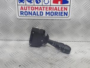 Used Wiper switch Renault Captur (2R) 0.9 Energy TCE 12V Price € 29,00 Margin scheme offered by Automaterialen Ronald Morien B.V.