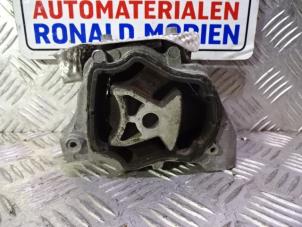 Used Engine mount Landrover Discovery Sport (LC) 2.2 sd4 16V Price € 57,80 Margin scheme offered by Automaterialen Ronald Morien B.V.