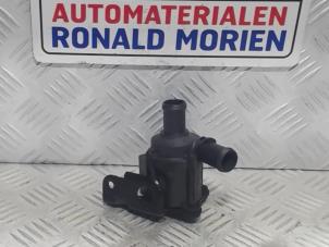 Used Additional water pump Volkswagen Scirocco (137/13AD) Price € 29,00 Margin scheme offered by Automaterialen Ronald Morien B.V.