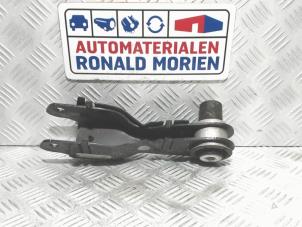 Used Lower wishbone, rear right Landrover Discovery Sport (LC) 2.2 sd4 16V Price € 29,00 Margin scheme offered by Automaterialen Ronald Morien B.V.
