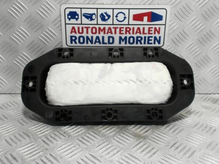 Airbag derecha (salpicadero) de un Land Rover Discovery Sport (LC) 2.2 sd4 16V 2019