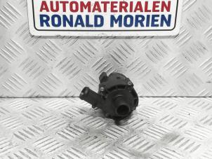 Used Additional water pump Ford Focus 2 2.0 16V Price € 39,00 Margin scheme offered by Automaterialen Ronald Morien B.V.