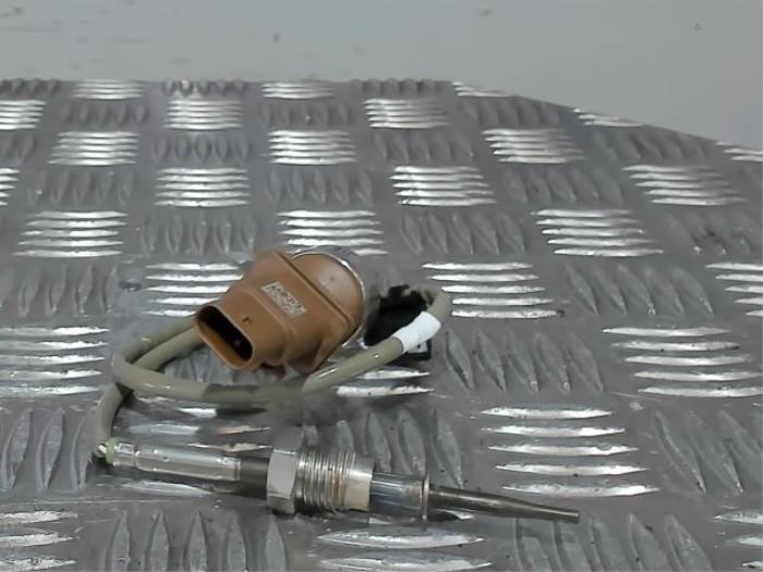 Usagé Sensor température d’échappement Audi A5 (F53/F5P) 2.0 40 TFSI Mild Hybrid 16V Prix € 85,00 Prix TTC proposé par Automaterialen Ronald Morien B.V.