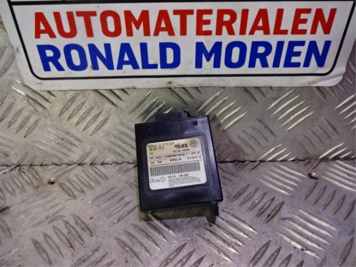 Używane Modul (rózne) Volkswagen Eos (1F7/F8) 3.2 V6 24V Cena € 29,00 Procedura marży oferowane przez Automaterialen Ronald Morien B.V.