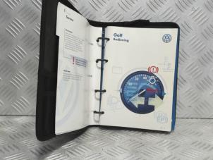 Usagé Livret d'instructions Volkswagen Golf IV (1J1) 1.8 20V Prix € 19,00 Règlement à la marge proposé par Automaterialen Ronald Morien B.V.