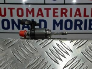 Used Injector (petrol injection) Audi A3 Sportback (8VA/8VF) 1.5 35 TFSI 16V Price € 90,75 Inclusive VAT offered by Automaterialen Ronald Morien B.V.