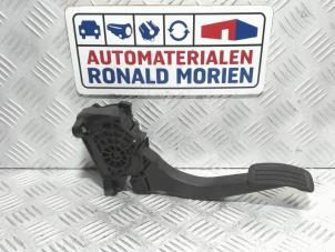 Used Throttle pedal position sensor Peugeot 308 SW (L4/L9/LC/LJ/LR) 1.6 BlueHDi 120 Price € 15,00 Margin scheme offered by Automaterialen Ronald Morien B.V.