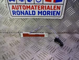 Used Antenna Renault Captur (2R) 0.9 Energy TCE 12V Price € 15,00 Margin scheme offered by Automaterialen Ronald Morien B.V.