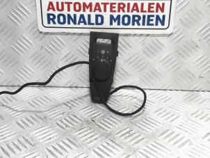Używane Przelacznik nagrzewnicy Citroen C4 Grand Picasso (3A) 1.6 BlueHDI 120 Cena € 25,00 Procedura marży oferowane przez Automaterialen Ronald Morien B.V.