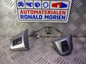 Used Steering wheel mounted radio control Opel Corsa Price € 15,00 Margin scheme offered by Automaterialen Ronald Morien B.V.