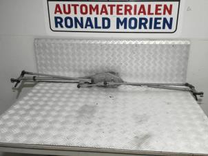 Gebrauchte Scheibenwischermotor + Mechanik Opel Astra K Sports Tourer 1.0 Turbo 12V Preis € 59,00 Margenregelung angeboten von Automaterialen Ronald Morien B.V.
