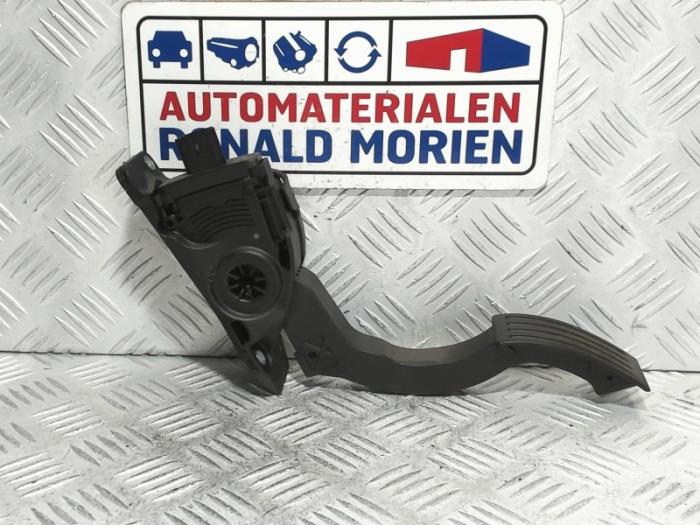 Begagnade Gaspedalsensor Volvo V40 (MV) 1.6 D2 Pris € 12,40 Marginaltabell erbjuds av Automaterialen Ronald Morien B.V.