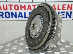 Used Clutch kit (complete) Volkswagen Touran (5T1) 2.0 TDI 150 Price € 423,50 Inclusive VAT offered by Automaterialen Ronald Morien B.V.