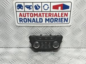 Usagé Panneau de commandes chauffage Opel Mokka/Mokka X 1.4 Turbo 16V 4x2 Prix € 65,00 Règlement à la marge proposé par Automaterialen Ronald Morien B.V.