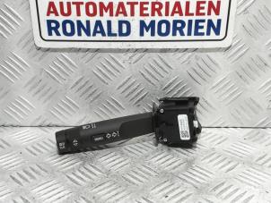 Usados Interruptor de indicador de dirección Opel Mokka/Mokka X 1.4 Turbo 16V 4x2 Precio € 45,00 Norma de margen ofrecido por Automaterialen Ronald Morien B.V.