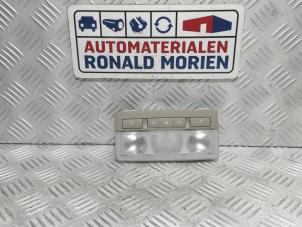 Usagé Eclairage intérieur avant Opel Mokka/Mokka X 1.4 Turbo 16V 4x2 Prix € 10,00 Règlement à la marge proposé par Automaterialen Ronald Morien B.V.