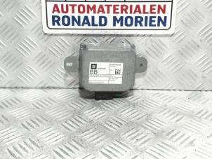 Używane Modul telefoniczny Opel Mokka/Mokka X 1.4 Turbo 16V 4x2 Cena € 19,00 Procedura marży oferowane przez Automaterialen Ronald Morien B.V.