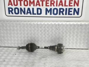 Used Front drive shaft, left Audi Q7 (4LB) Price € 35,00 Margin scheme offered by Automaterialen Ronald Morien B.V.