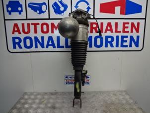 Used Rear shock absorber rod, left Volkswagen Phaeton (3D) 5.0 V10 TDI 4Motion Price € 125,00 Margin scheme offered by Automaterialen Ronald Morien B.V.
