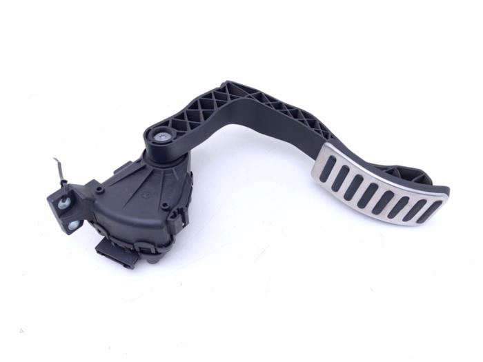 Begagnade Gaspedalsensor Volkswagen Phaeton (3D) 5.0 V10 TDI 4Motion Pris € 25,00 Marginaltabell erbjuds av Automaterialen Ronald Morien B.V.