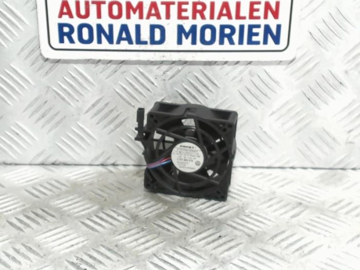 Seat fan