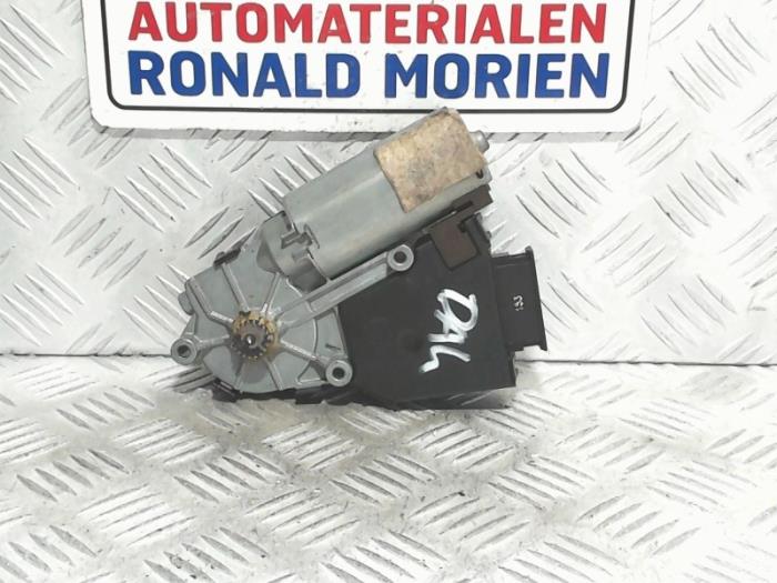 Gebrauchte Schiebedach Motor Volkswagen Phaeton (3D) 5.0 V10 TDI 4Motion Preis € 95,00 Margenregelung angeboten von Automaterialen Ronald Morien B.V.