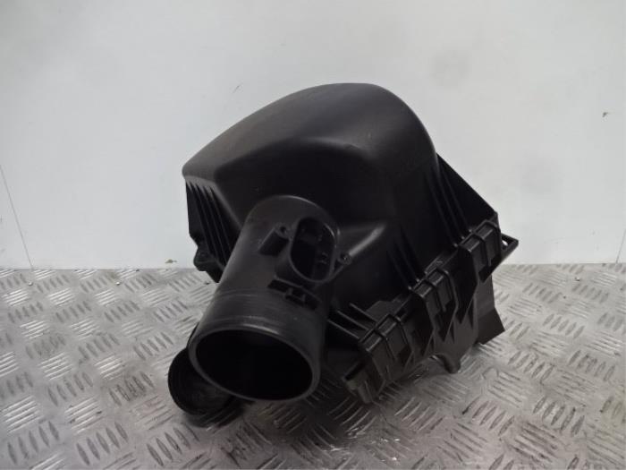 Gebrauchte Luftfiltergehäuse Opel Mokka/Mokka X 1.4 Turbo 16V 4x2 Preis € 39,00 Margenregelung angeboten von Automaterialen Ronald Morien B.V.