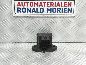 Gebrauchte Kraftstoffpumpe Relais Ford Transit Connect (PJ2) 1.5 EcoBlue Preis € 15,00 Margenregelung angeboten von Automaterialen Ronald Morien B.V.