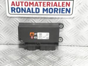 Używane Modul poduszki powietrznej Opel Mokka/Mokka X 1.4 Turbo 16V 4x2 Cena € 75,00 Procedura marży oferowane przez Automaterialen Ronald Morien B.V.