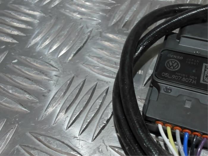 Usados Sensor Nox Volkswagen Golf VIII (CD1) 2.0 TDI BlueMotion 16V Precio € 199,00 IVA incluido ofrecido por Automaterialen Ronald Morien B.V.