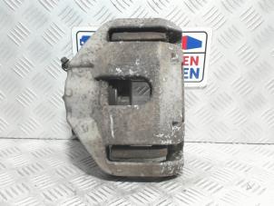 Begagnade Främre bromsok, höger BMW 5 serie (E60) 525d 24V Pris € 75,00 Marginaltabell erbjuds av Automaterialen Ronald Morien B.V.