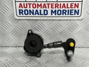 New Clutch master cylinder Volvo V40 Price € 65,00 Inclusive VAT offered by Automaterialen Ronald Morien B.V.