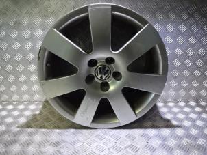 Usagé Jante Volkswagen Phaeton (3D) 5.0 V10 TDI 4Motion Prix € 75,00 Règlement à la marge proposé par Automaterialen Ronald Morien B.V.